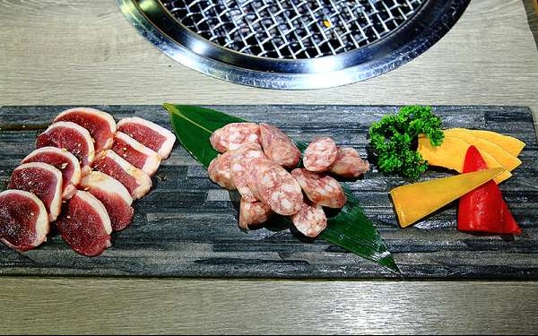 台中美食「山鯨燒肉」Blog遊記的精采圖片