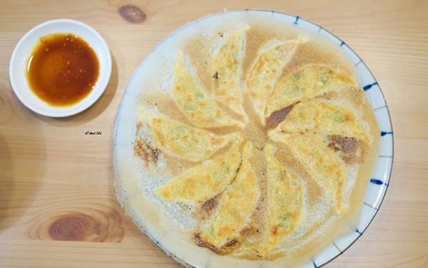 台中美食「京軒黃金燒き餃子」Blog遊記的精采圖片